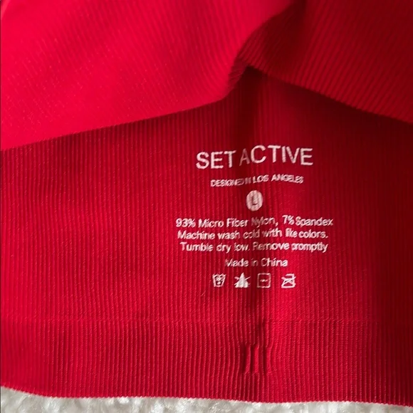 SET Active Scarlet Sports Ensemble - Picture 4 of 5